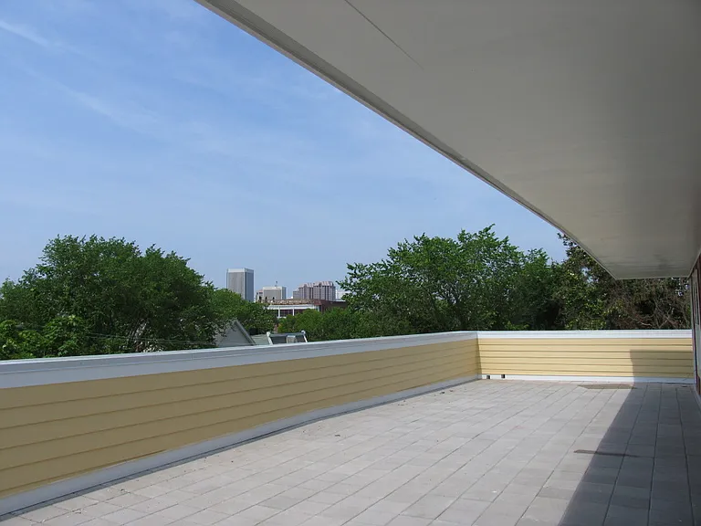 1000 Porter St #10 — Photo 9