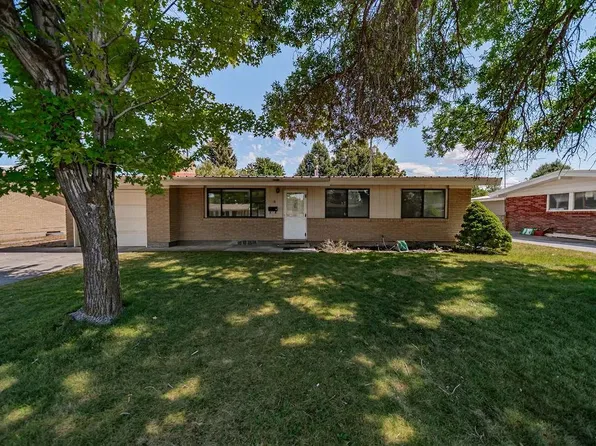 618 Davidson Dr, Idaho Falls, ID 83401