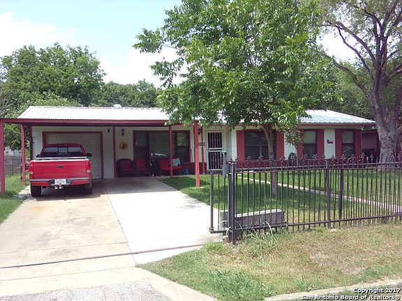 2nd image of 307 Brettonwood Dr