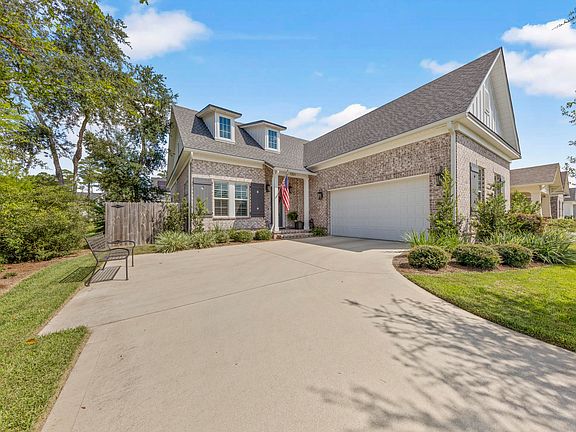 2nd image of 1331 Verbena Pl