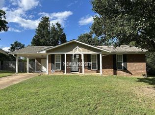 10554 French Fort Dr, Olive Branch, MS 38654