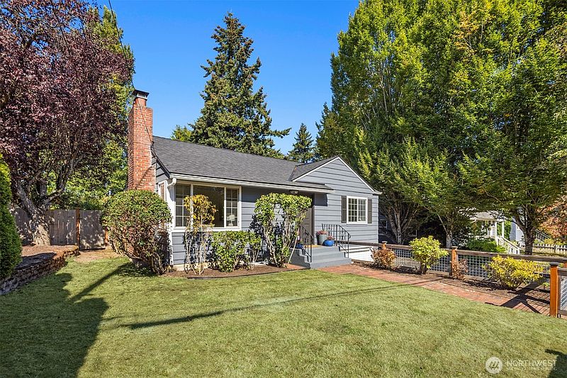 2nd image of 3504 NE 93rd Street