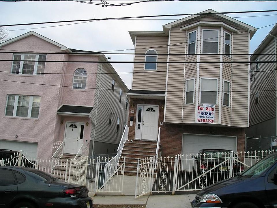 2nd image of 23 Longworth St