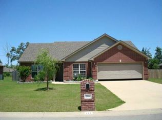 204 Crestfield Dr, Jonesboro, AR 72404