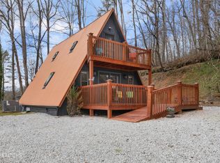 155 Rainbow Cir, La Follette, TN 37766