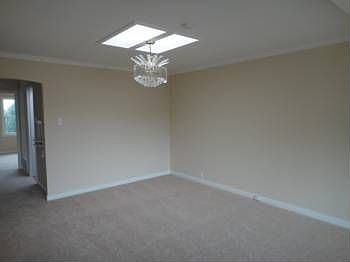 5th image of 330 Whittier St