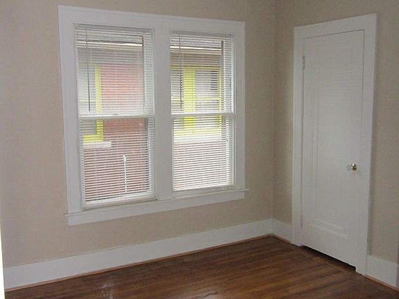 2nd image of 3478 Bedford St