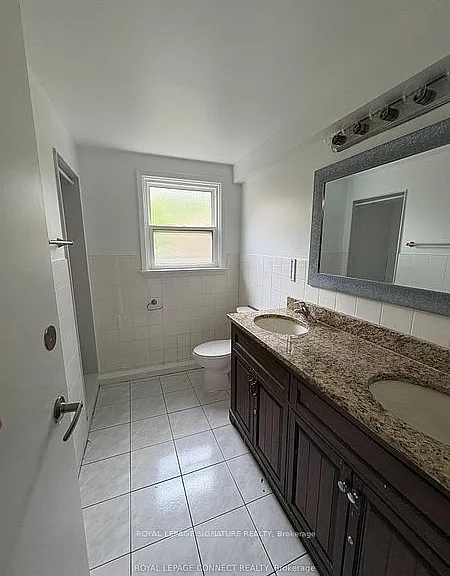 4130 Lawrence Ave E — Photo 10