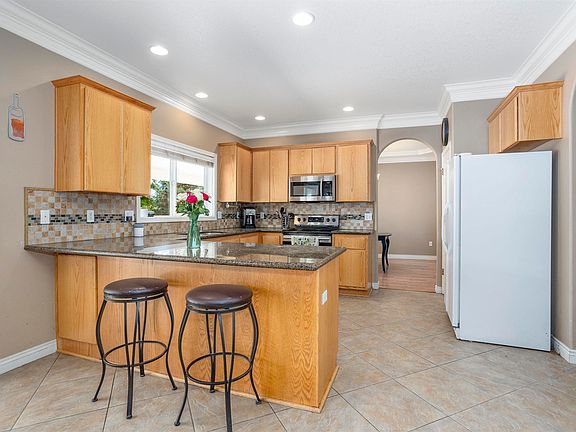5th image of 4011 S Quincy Pl