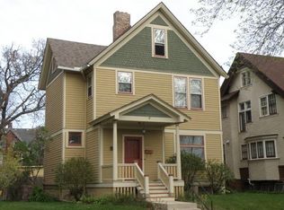 832 N 34th St, Milwaukee, WI 53208