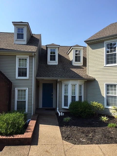 1st image of 121 Yorkwood Pl
