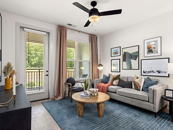 The Ballast on Salem apartments community photo