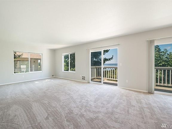 5th image of 13209 12th Ave SW APT 3