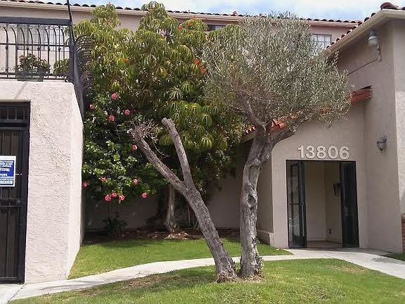 3rd image of 13806 Lemoli Ave APT 18