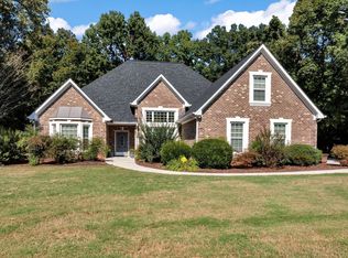 1224 Oakwood Pl, Loganville, GA 30052