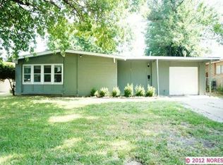 7862 E Marshall Pl, Tulsa, OK 74115