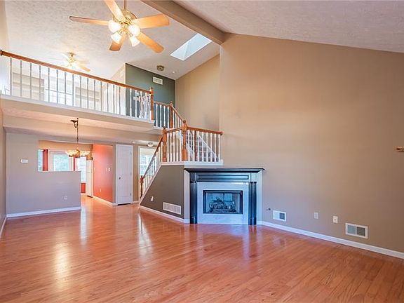 3rd image of 1457 Lyons Chase Cir