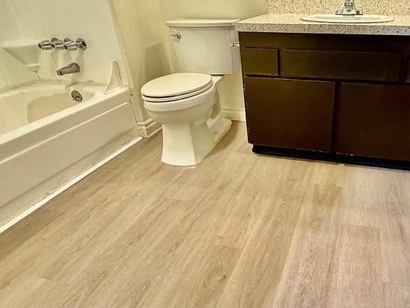 Upstair bathroom