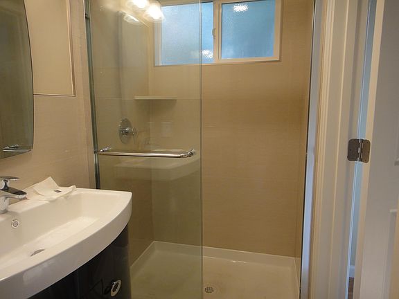 5th image of 7575 Squirewood Way