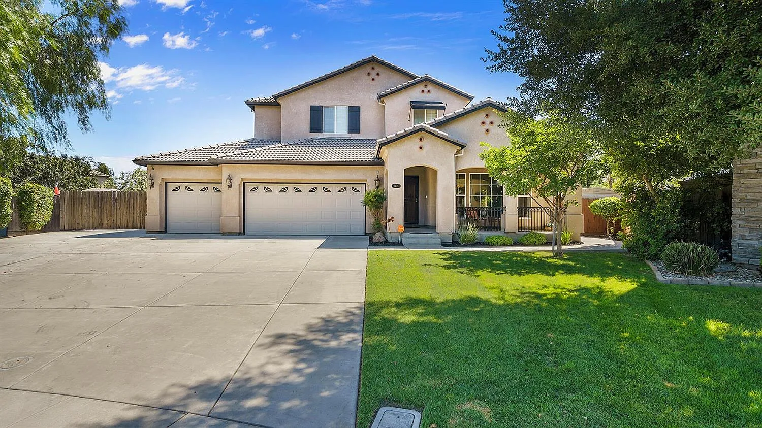 1436 Doria Way photo 1