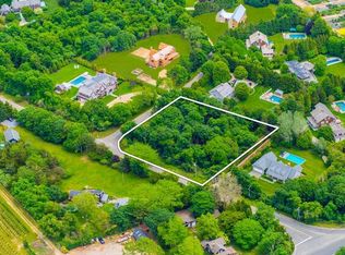 2 Fieldview Ln, East Hampton, NY 11937
