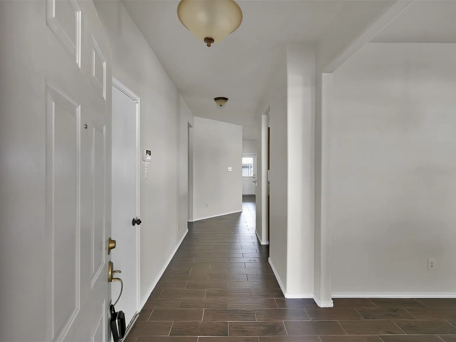 3 bed, 2.0 bath, 1533 sqft, $1,895 — Photo 4