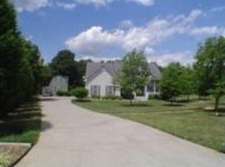 25 Muberry Ln, White, GA 30184