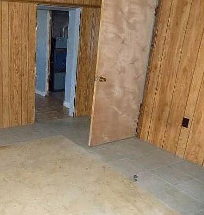 3rd image of 215 N 3rd St
