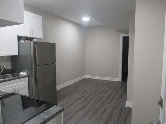 2nd image of 56 Stormont Ave