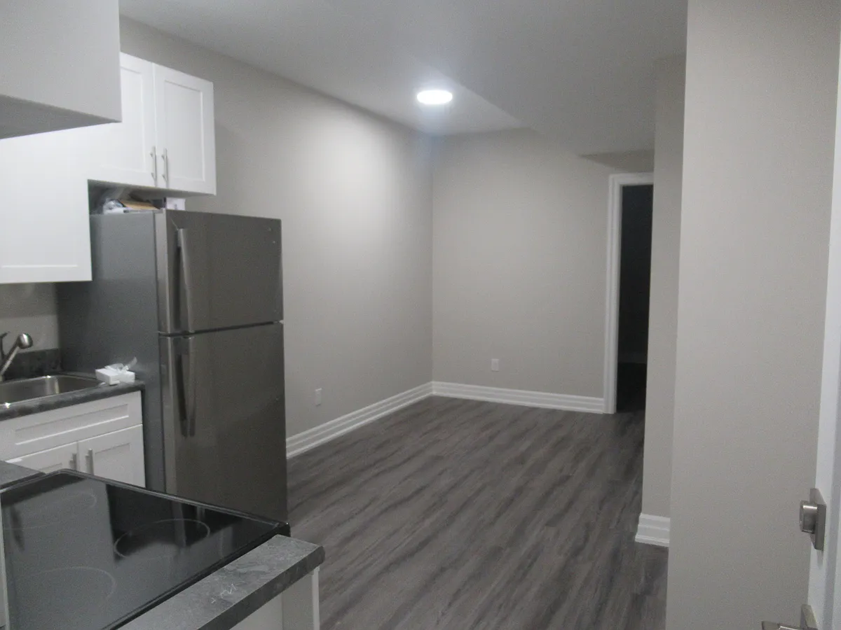 Building Photo - 56 Stormont Ave