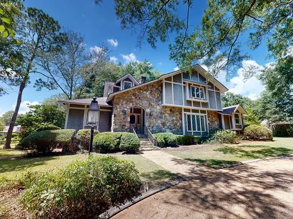 102 Nellwood Cir, Dothan, AL 36303