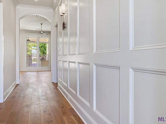 3rd image of 17382 Lions Ear Ln