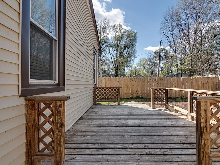 1800 Mignon Ave — Photo 39