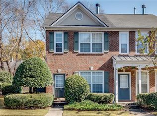1534 Cove Creek Cir, Norcross, GA 30093