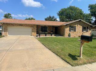 1002 E 24th Ave, Hutchinson, KS 67502