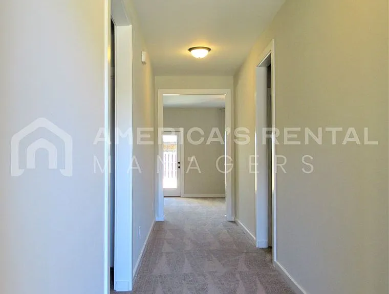 105 Shepherds Loop — Photo 3