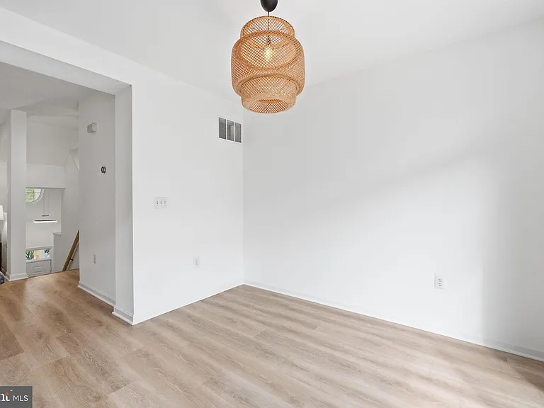 4067 Fountainside Ln — Photo 15