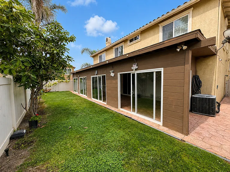 621 Marbella Ct — Photo 41