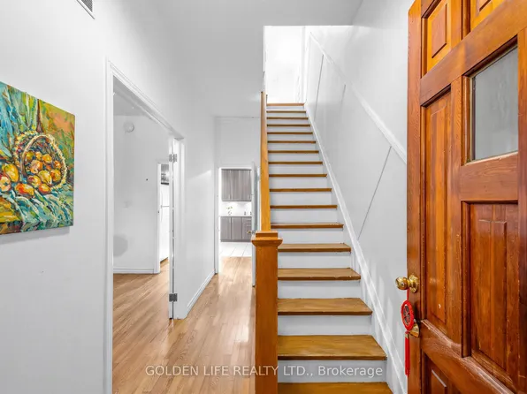 128 Galt Ave, Toronto, ON M4M 2Z3