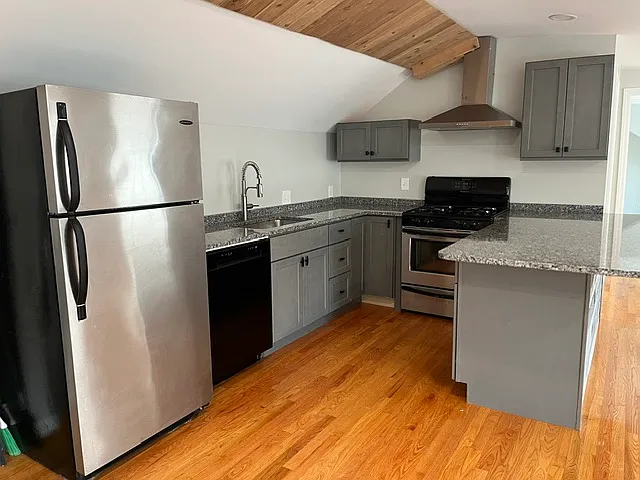 743 Highland Ave #3 — Photo 4