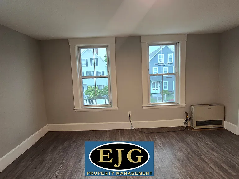 389 Lake Ave #9 — Photo 7