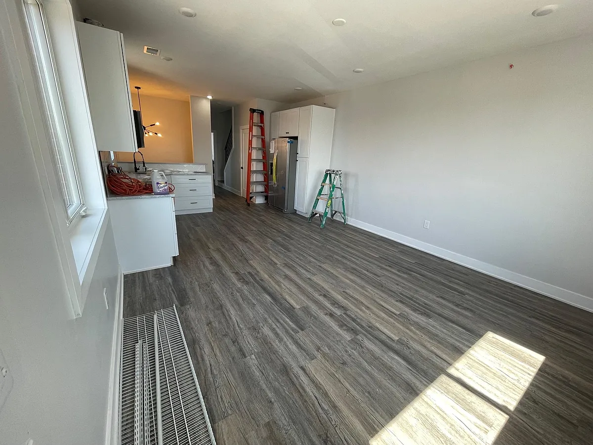 Building Photo - 629 Porter St #1