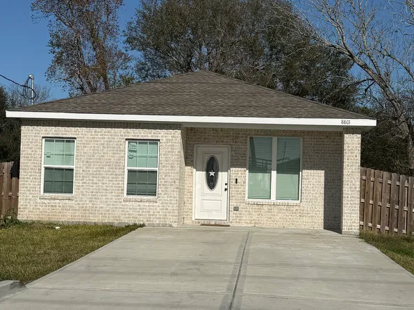 8801 Altimore Rd, Needville, TX 77461