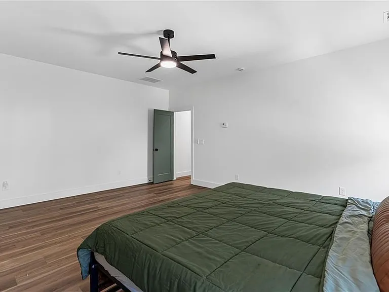 598 Formwalt St SW #A — Photo 34