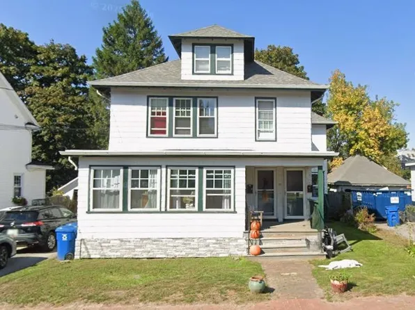 26 Hillis St #3, Portland, ME 04103