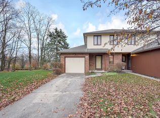 3204 Parkview Cir, Grove City, OH 43123