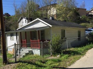 128 Russell St, Combs, KY 41729
