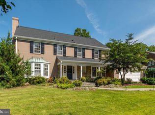 6717 Michaels Dr, Bethesda, MD 20817