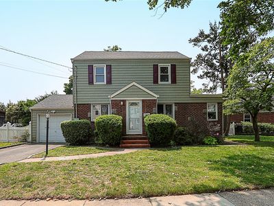 99 Roosevelt Court, Carle Place, NY, 11514