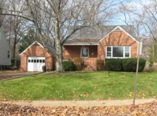 90 Greenbrook Rd, Green Brook, NJ 08812